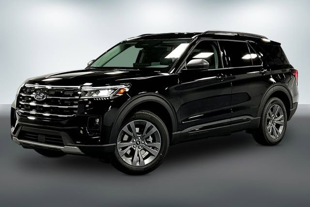 New 2026 Ford Explorer Active image 2
