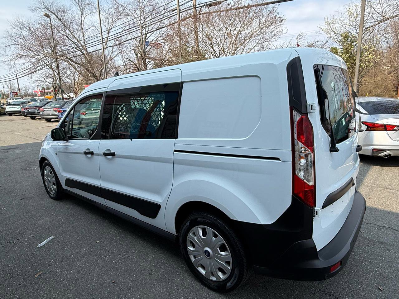 Used 2020 Ford Transit Connect XL image 4