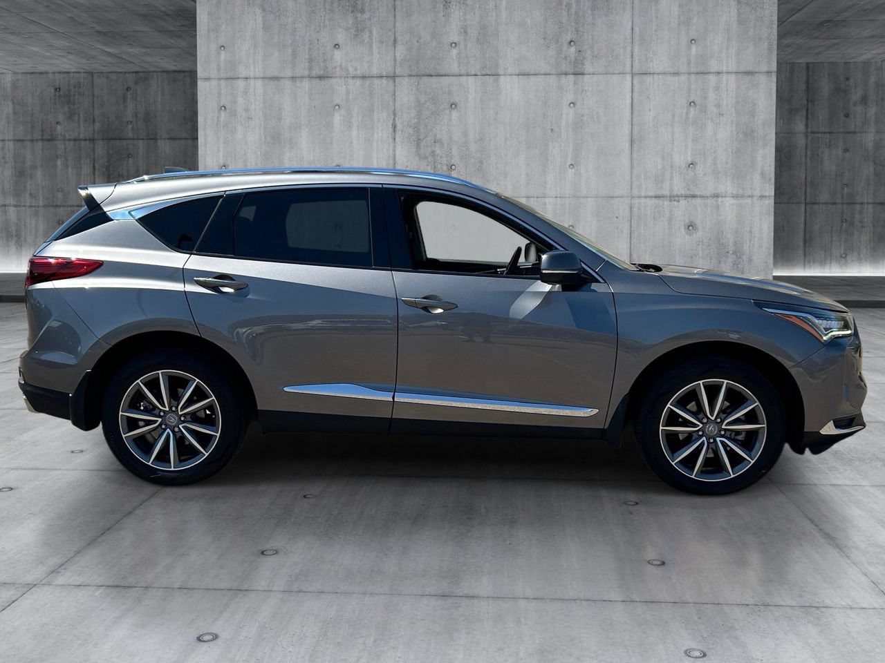 Used 2022 Acura RDX FWD w/ Technology Package image 6