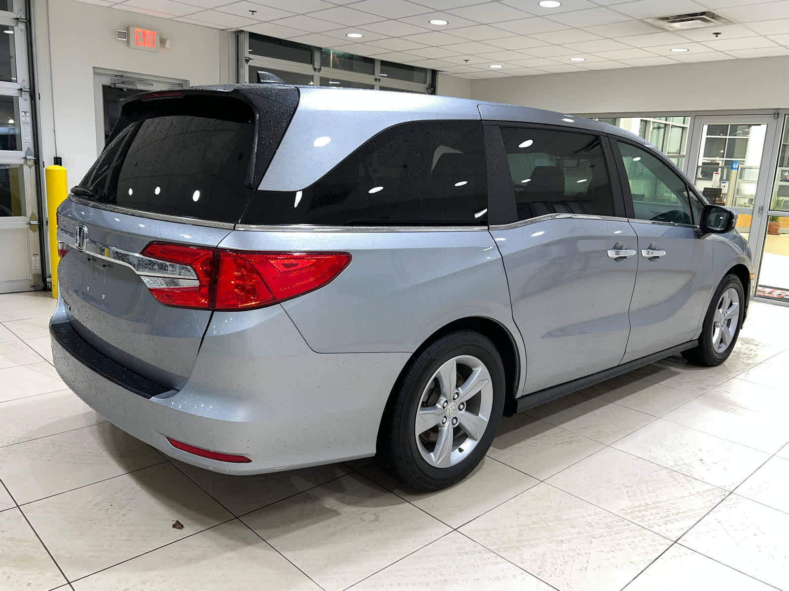 Used 2018 Honda Odyssey EX-L image 10
