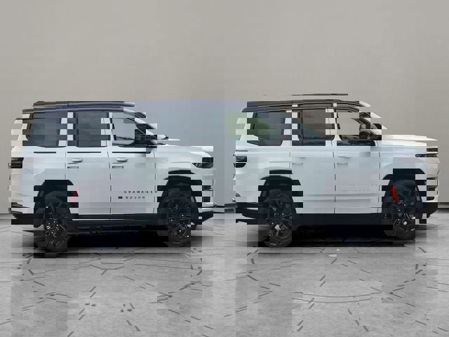 New 2026 Jeep Grand Wagoneer Summit image 13