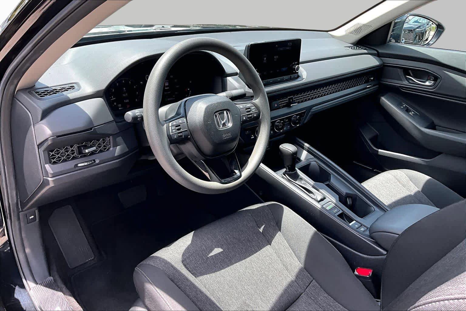 Used 2024 Honda Accord EX image 18