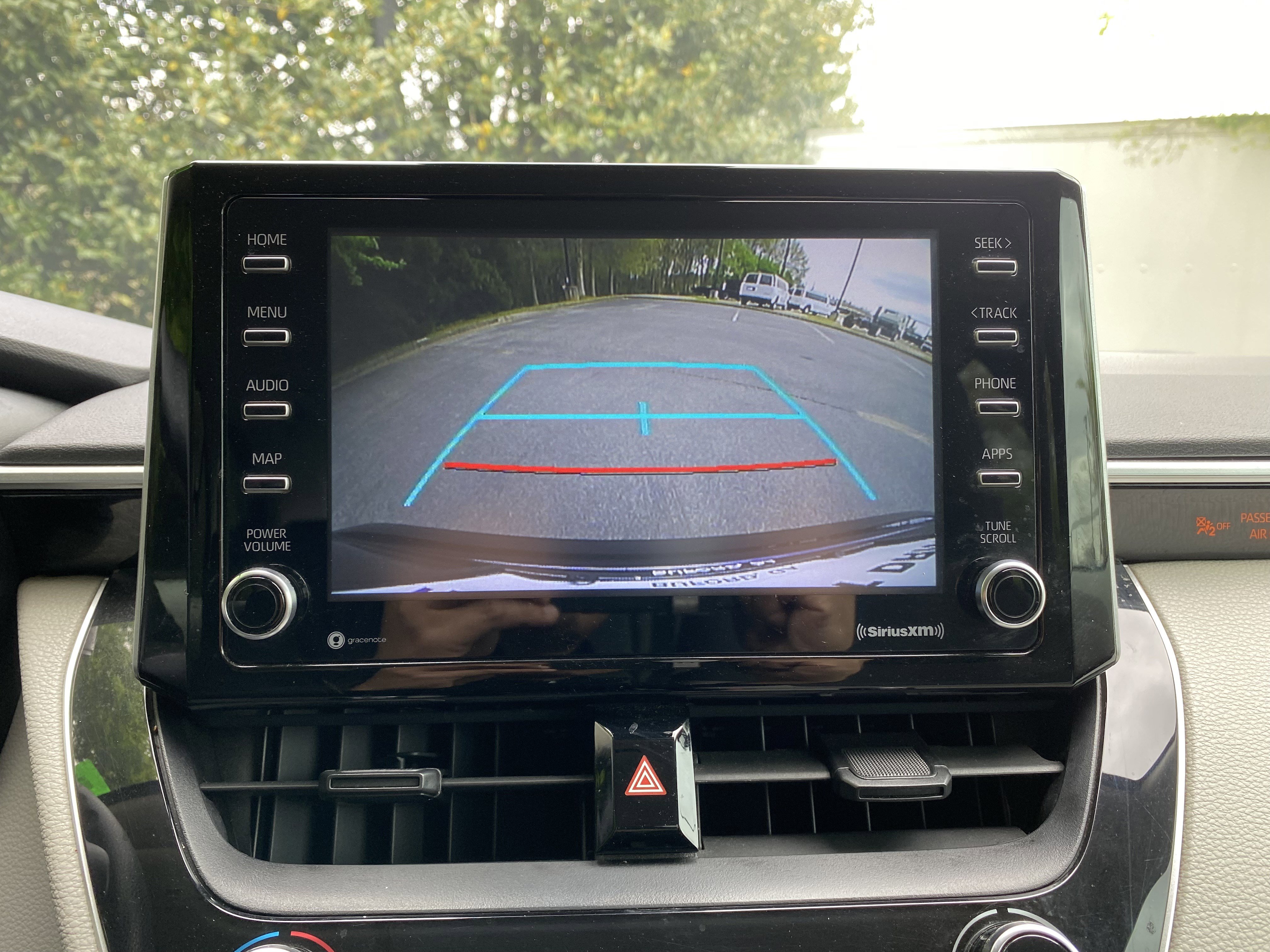 Used 2021 Toyota Corolla LE image 25