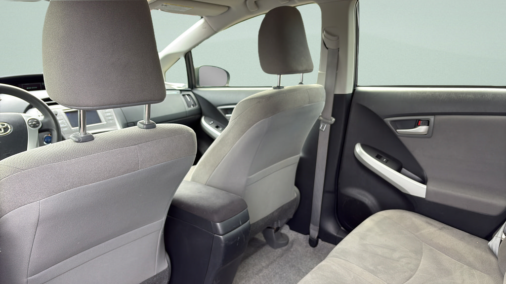 Used 2015 Toyota Prius Prime Plug-In Hybrid FWD image 21