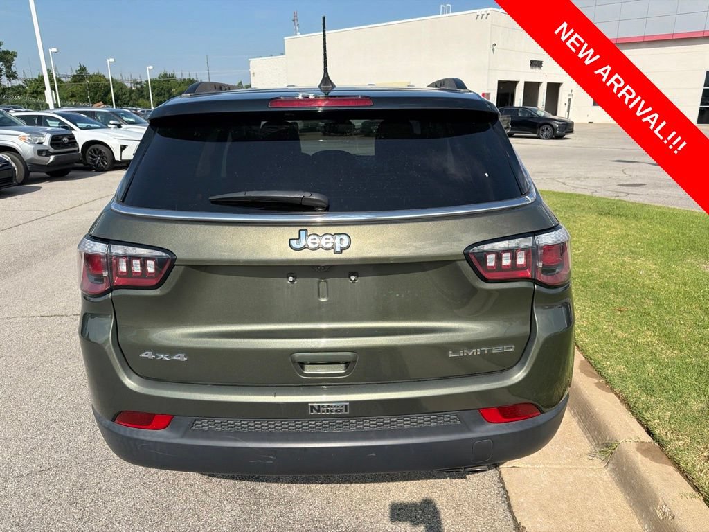 Used 2018 Jeep Compass Limited AWD/4WD image 5
