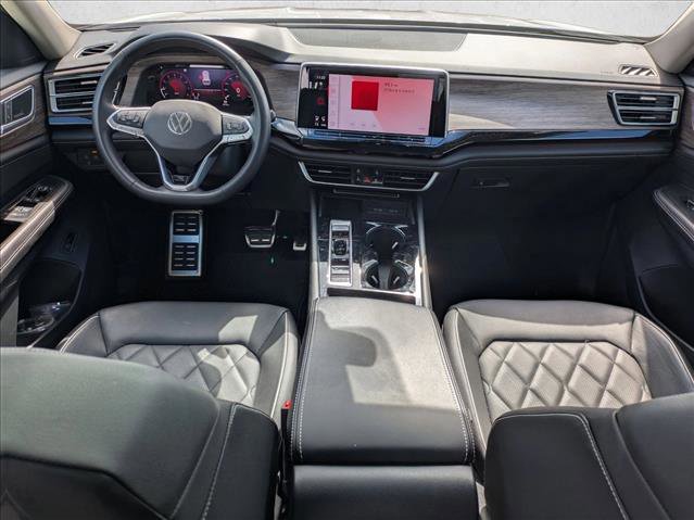 Used 2025 Volkswagen Atlas SEL Premium R-Line image 14