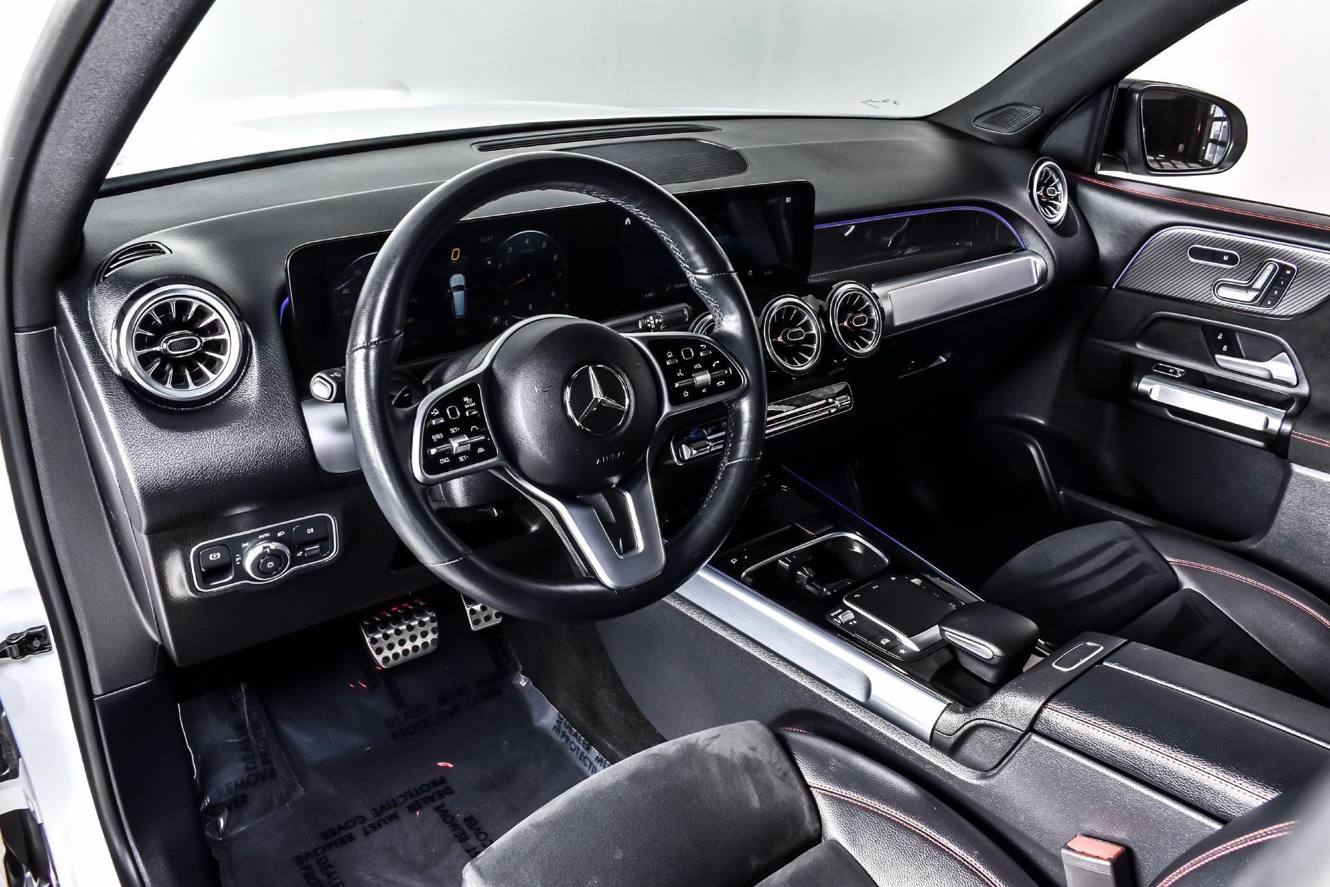 Used 2022 Mercedes-Benz GLB 250 4MATIC w/ AMG Line image 15