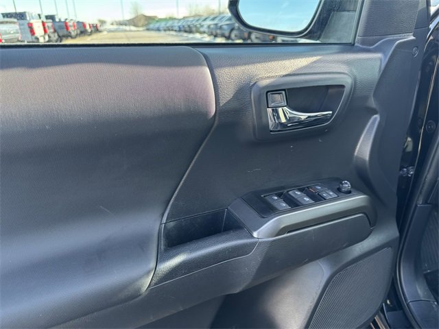 Used 2023 Toyota Tacoma TRD Off-Road w/ Black Out Package (TMS) image 20