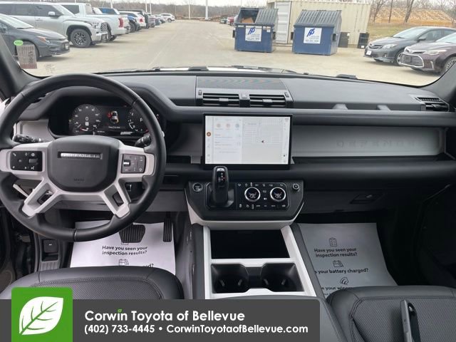 Used 2025 Land Rover Defender 110 S image 20