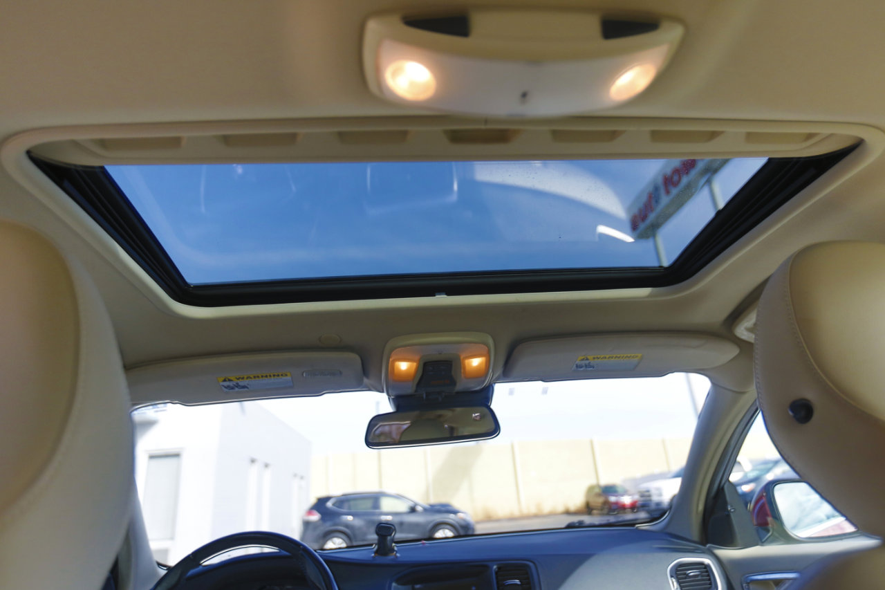 Used 2015 Volvo V60 T5 Premier Plus image 13