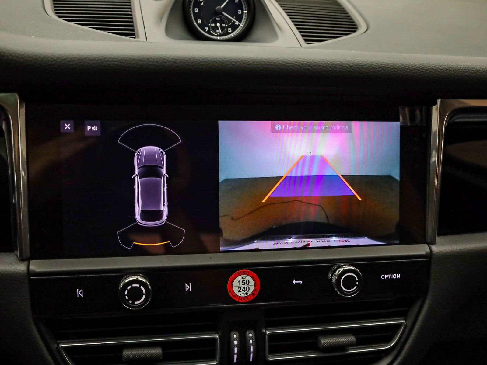 Certified 2025 Porsche Macan S AWD/4WD image 35