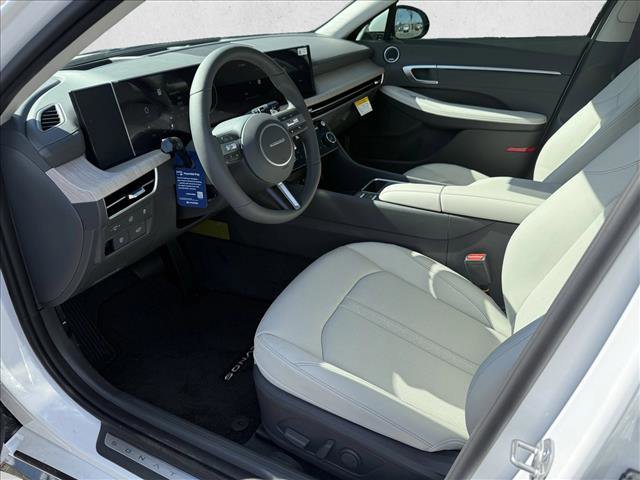 New 2026 Hyundai Sonata Limited image 3