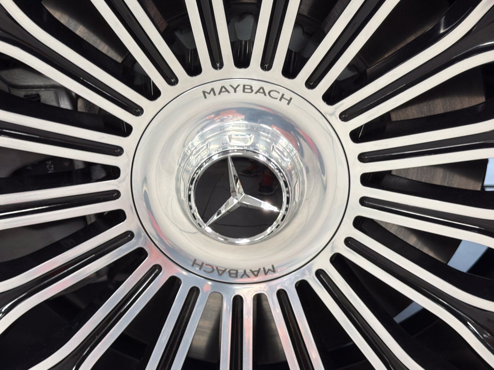Certified 2025 Mercedes-Benz Maybach S 580 4MATIC image 18