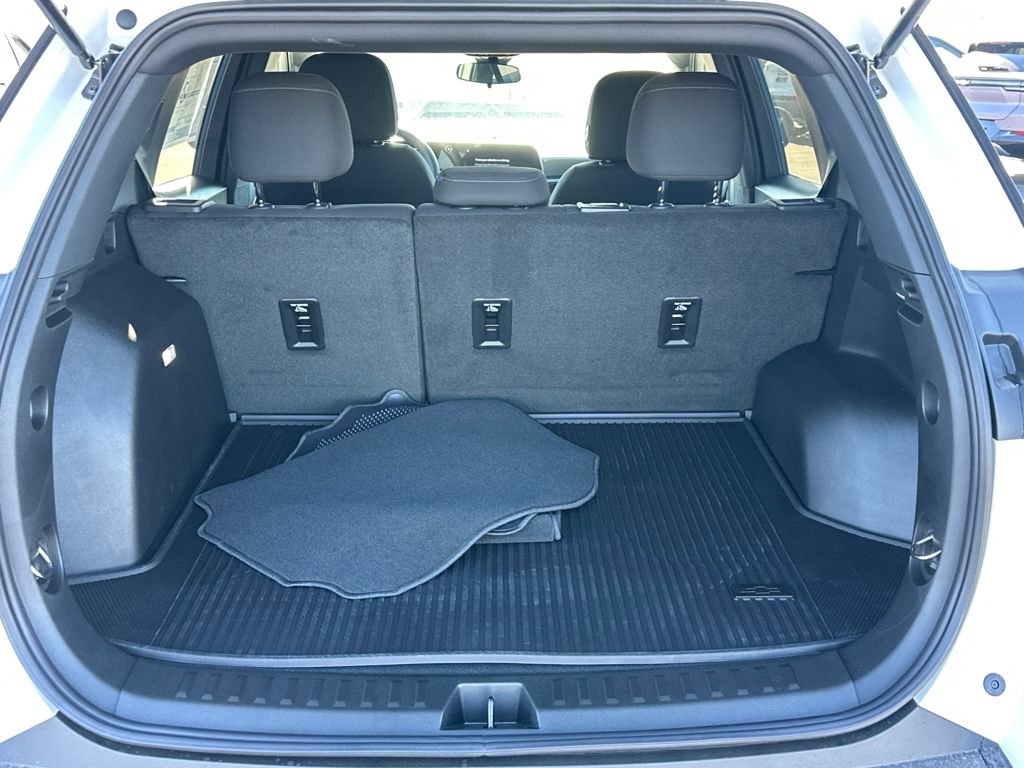 New 2026 Chevrolet Equinox LT w/ LPO, Floor Liner Package image 10