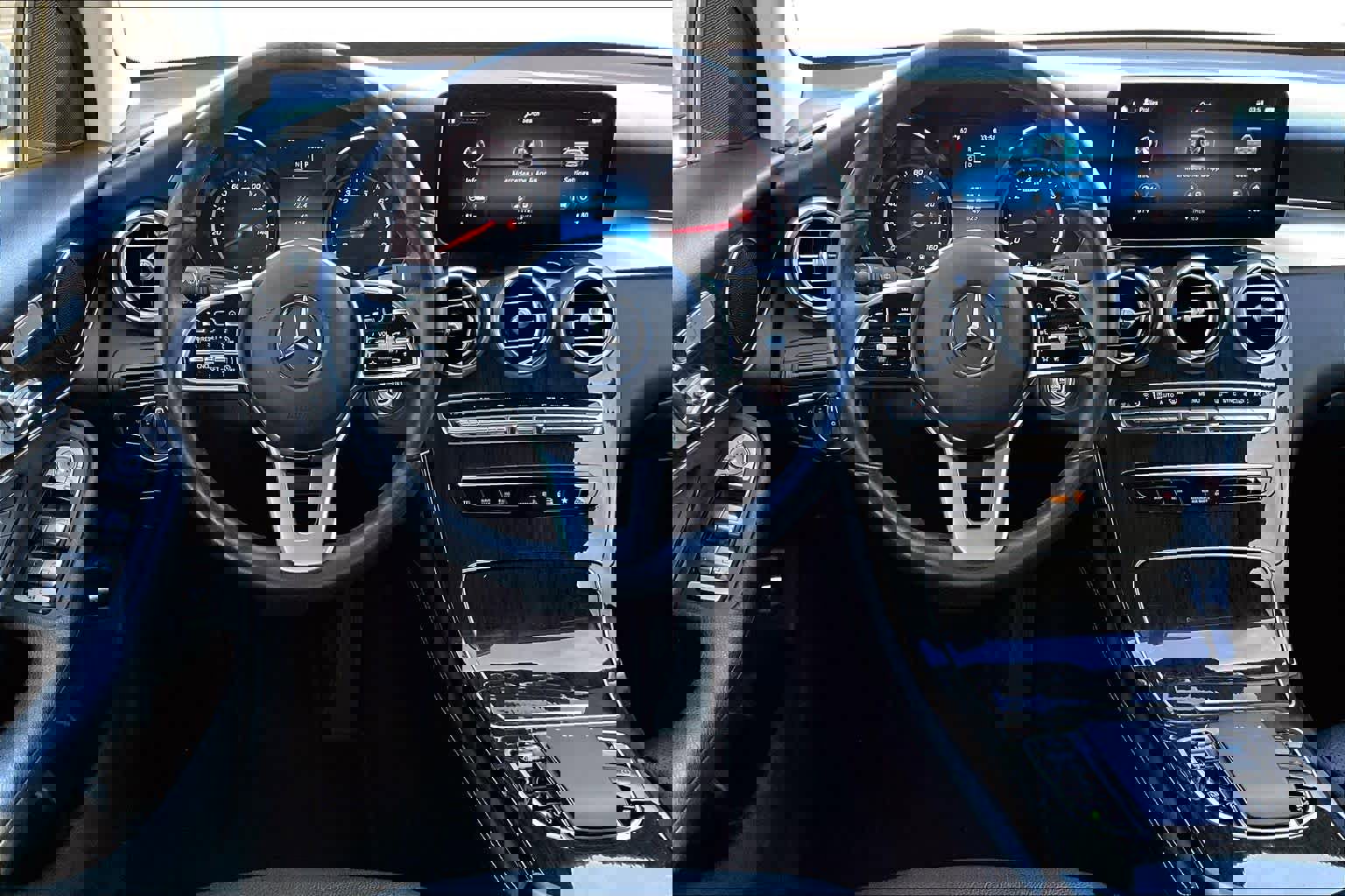 Used 2020 Mercedes-Benz GLC 300 image 11