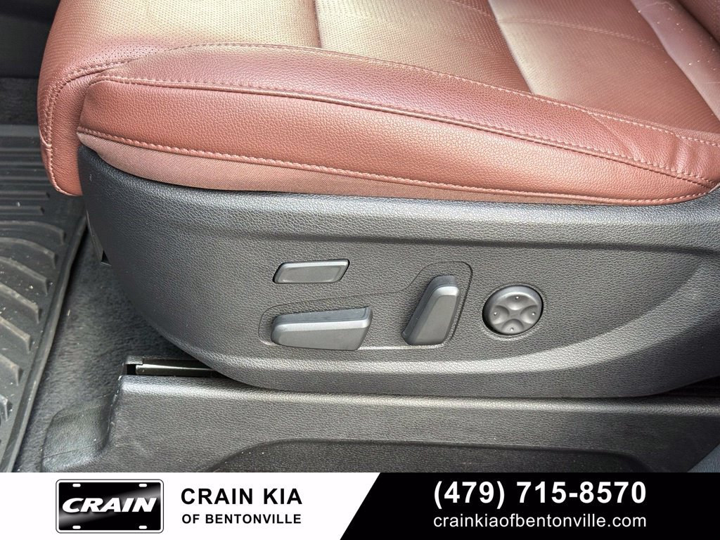Certified 2025 Kia Telluride SX w/ SX Captain's Chair Package AWD/4WD image 11