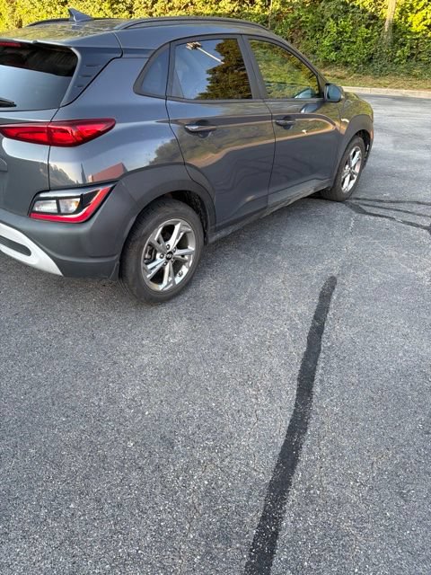 Used 2023 Hyundai Kona SEL FWD image 4