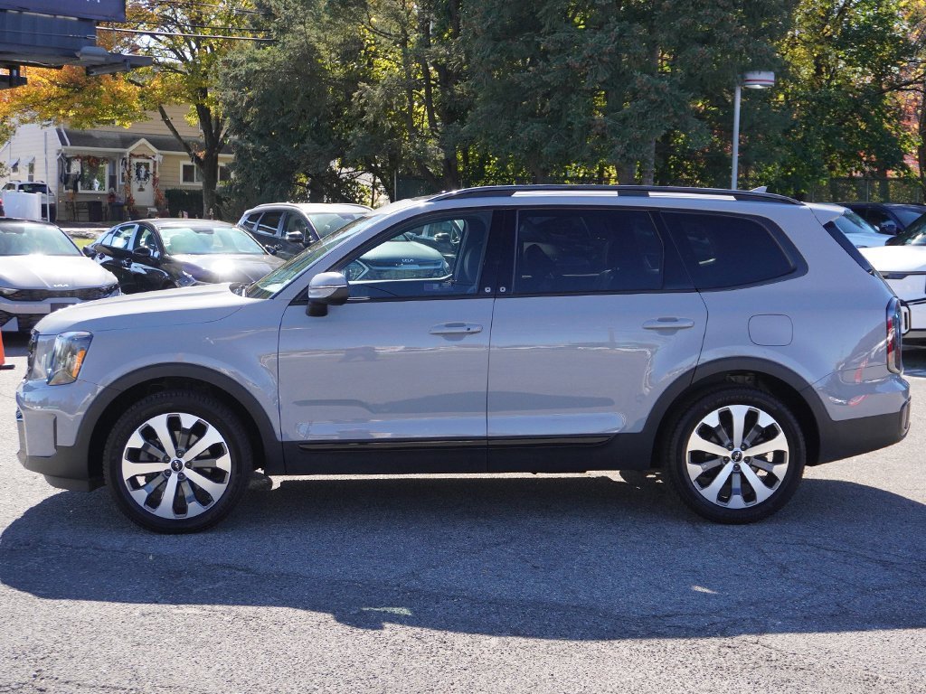 Used 2024 Kia Telluride EX X-Line image 21