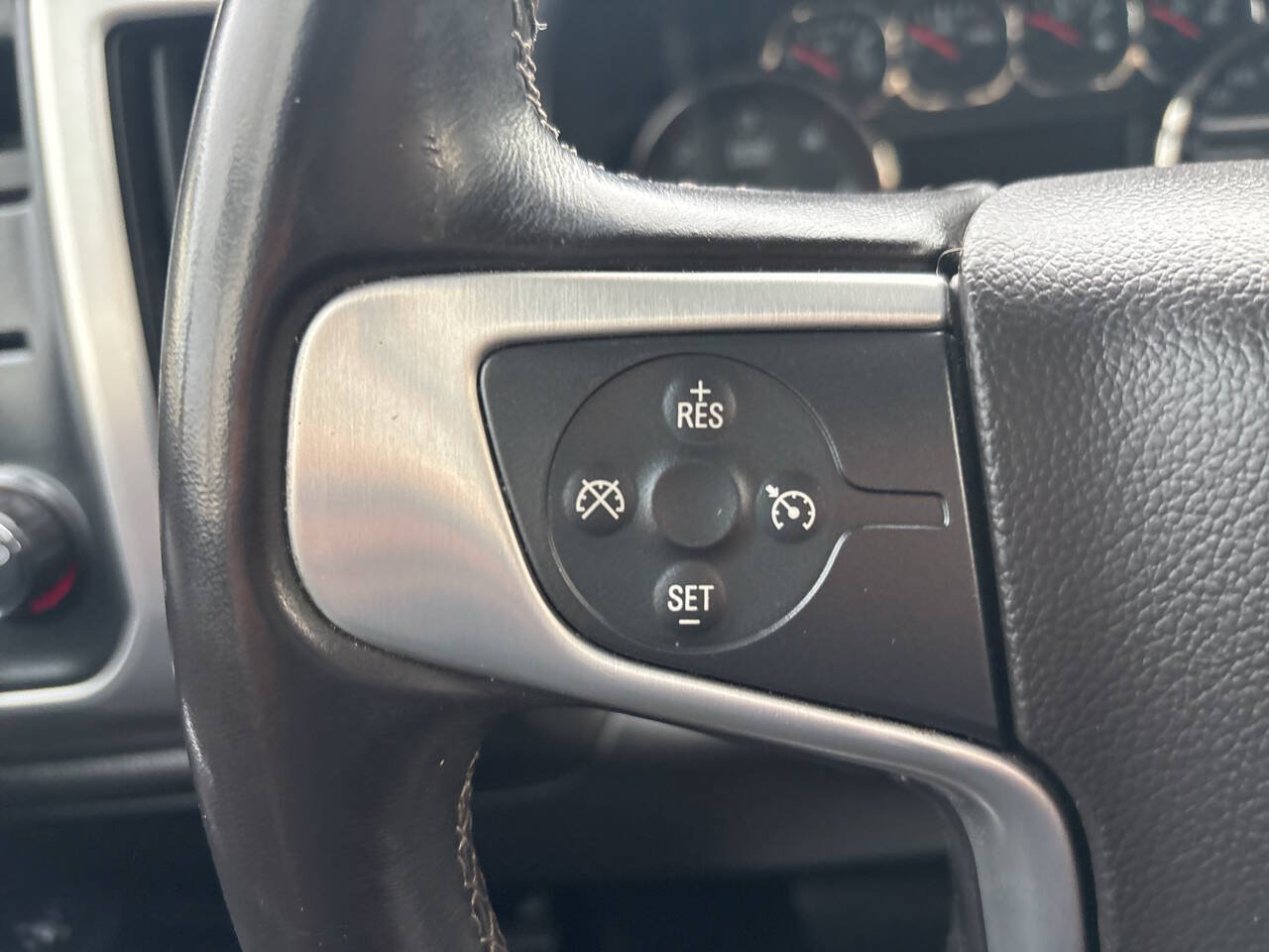 Used 2015 GMC Sierra 1500 SLT RWD image 23