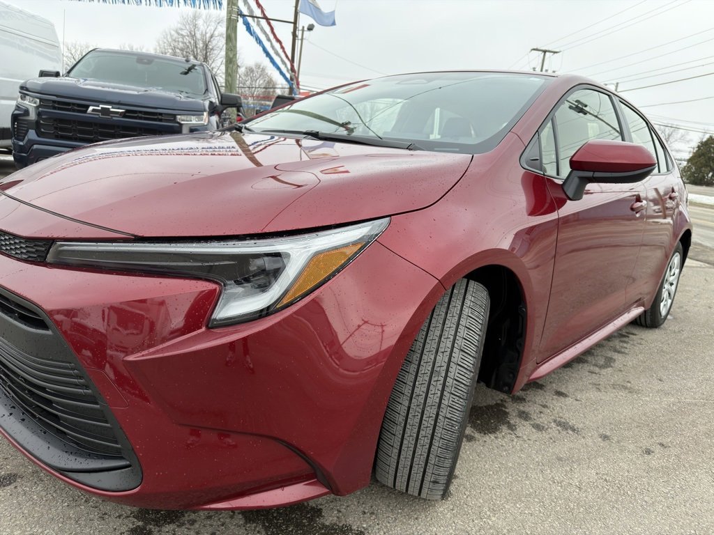 Used 2025 Toyota Corolla Hybrid Sedan image 20