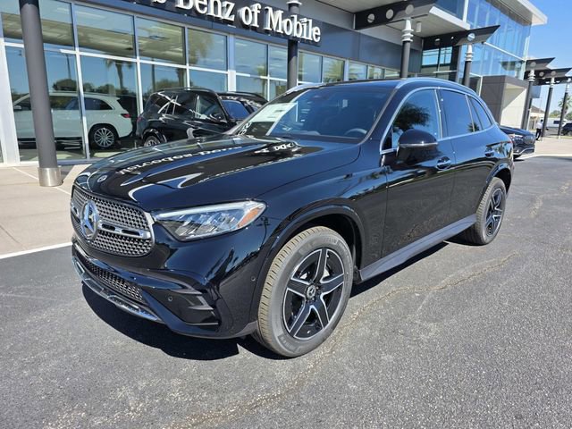 New 2026 Mercedes-Benz GLC 300 image 2