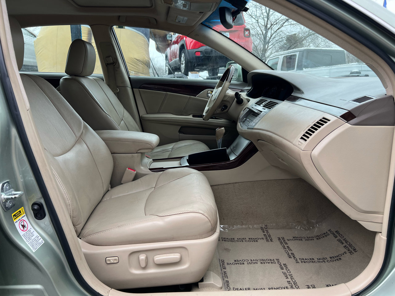 Used 2009 Toyota Avalon Limited image 16