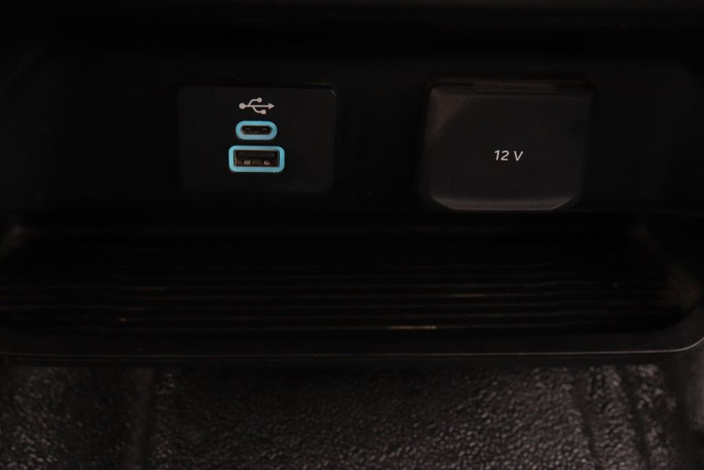 Used 2024 Ford F550 4x4 Crew Cab Super Duty image 20