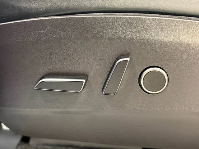 Used 2023 Tesla Model Y Performance image 20