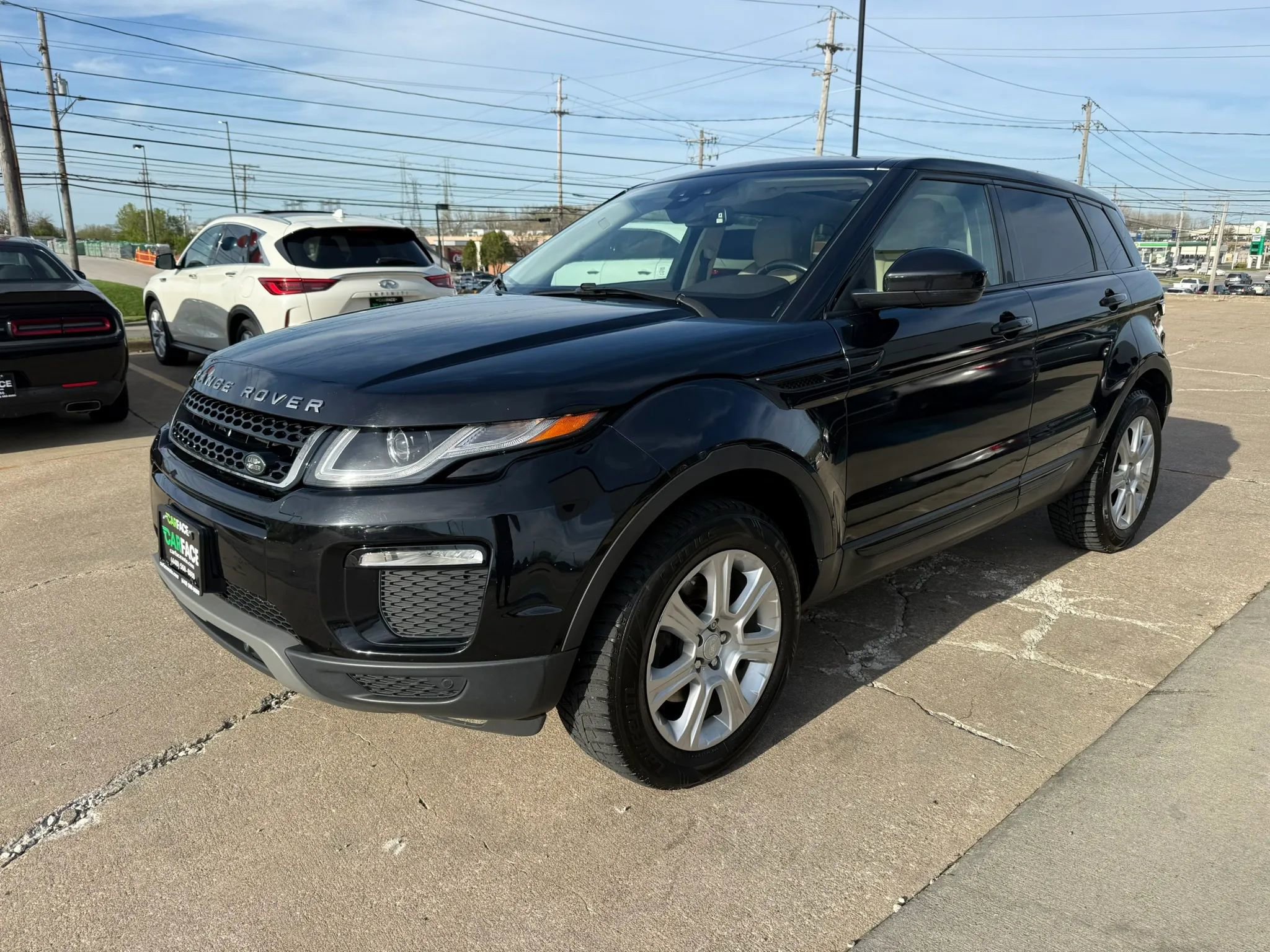 Used 2017 Land Rover Range Rover Evoque SE AWD/4WD image 6