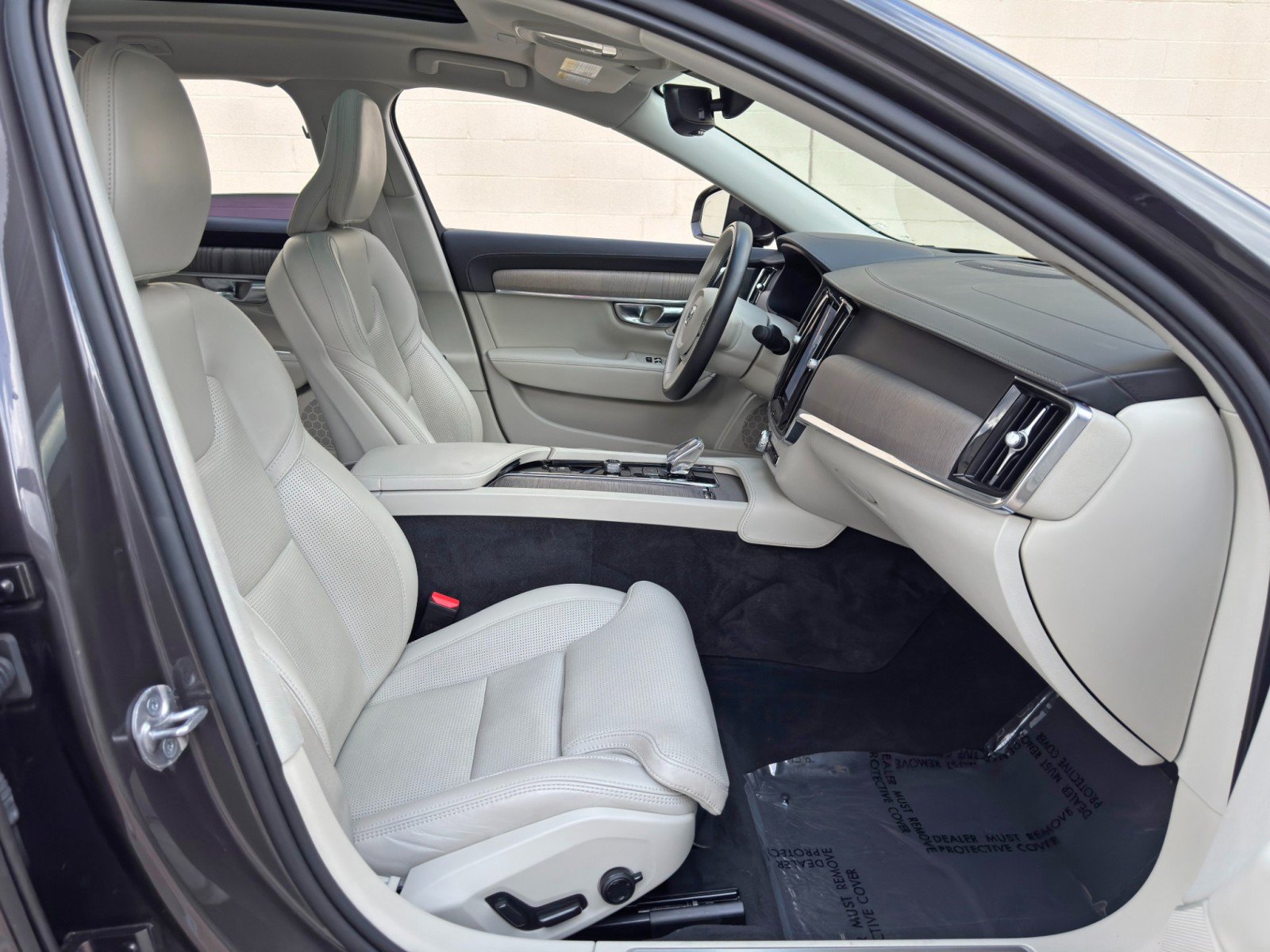 Used 2023 Volvo S90 B6 Ultimate w/ Protection Package Premier AWD/4WD image 16