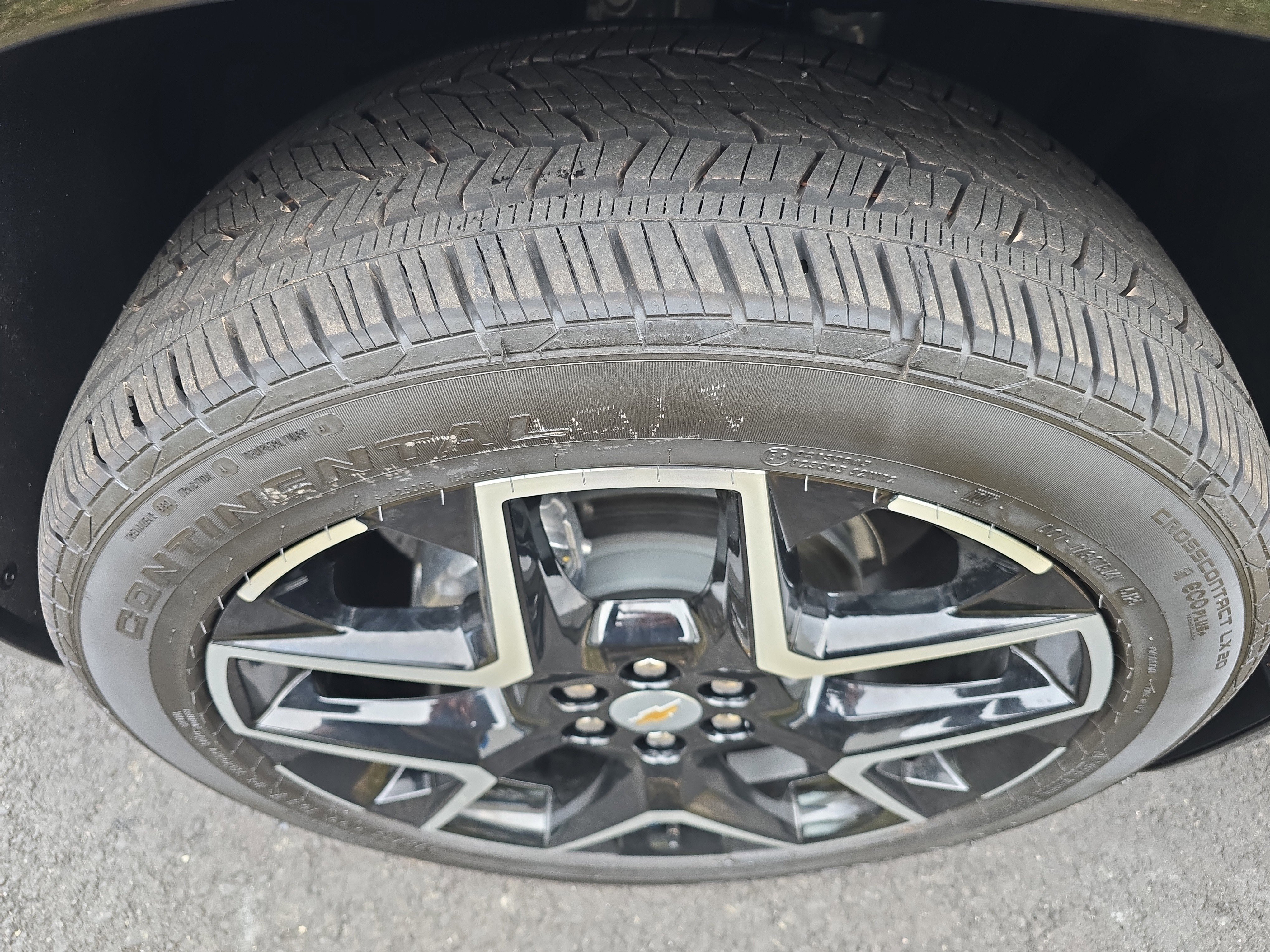 New 2026 Chevrolet Traverse High Country w/ LPO, Floor Liner Package image 11