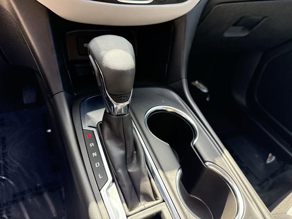 Used 2022 Chevrolet Equinox LS image 14