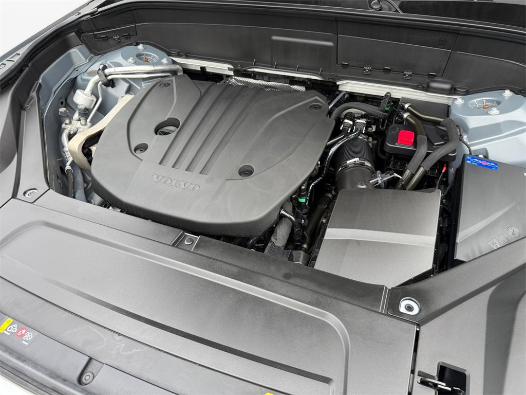 Used 2023 Volvo XC90 B5 Core w/ Climate Package image 22