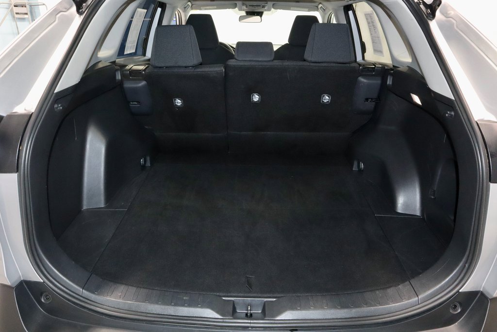 Used 2024 Toyota RAV4 LE image 13