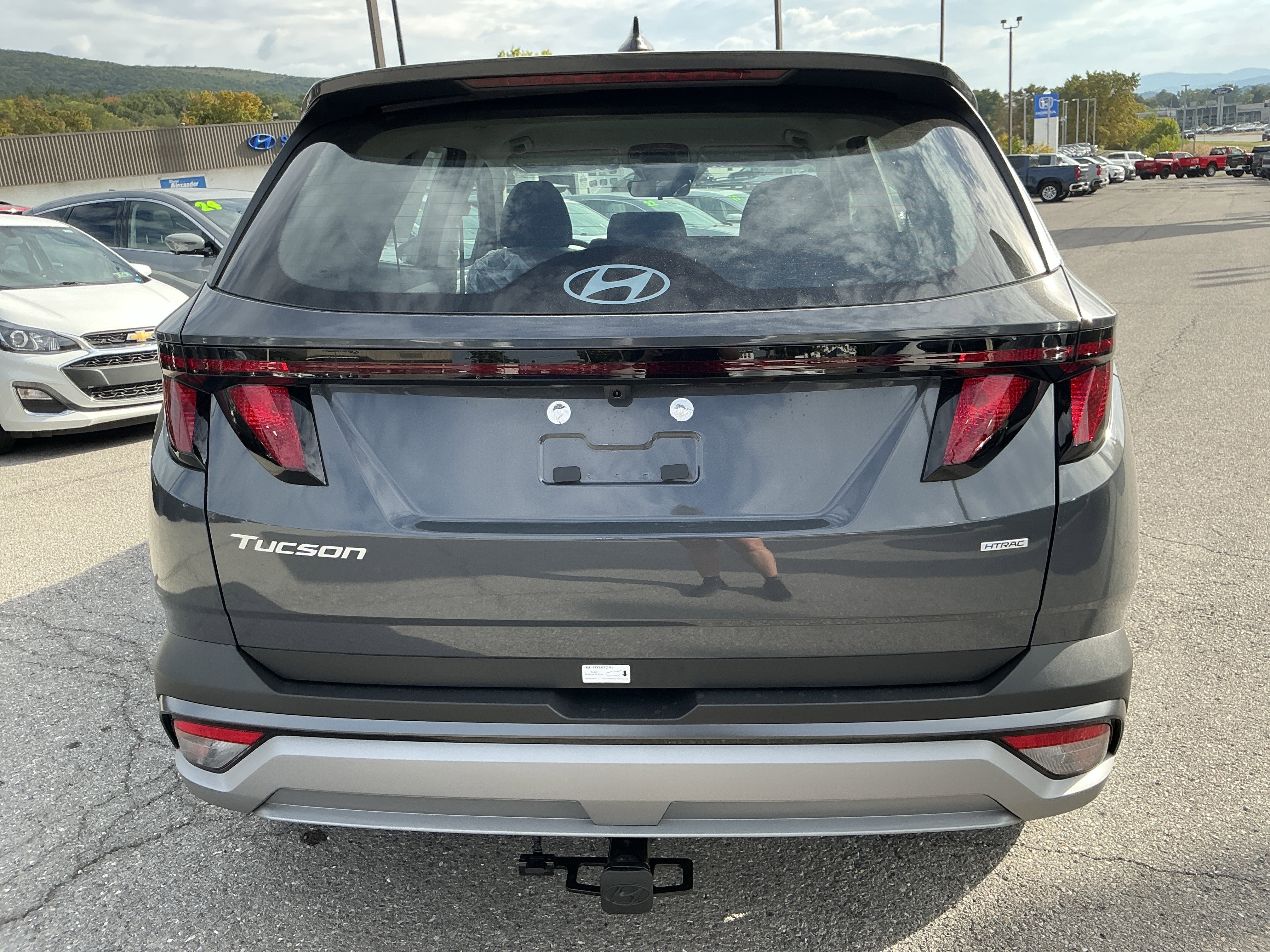 New 2026 Hyundai Tucson SE image 4