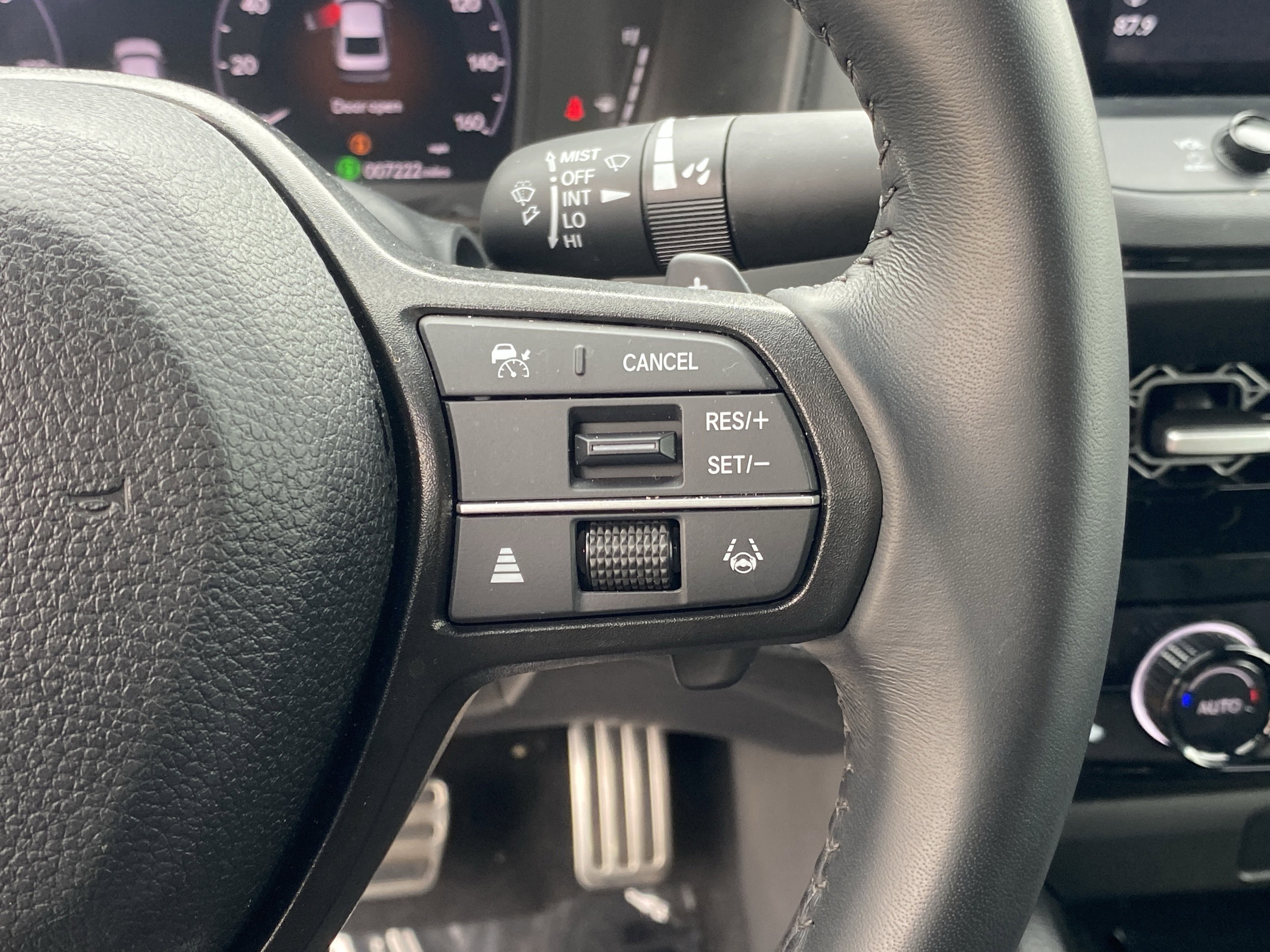 Used 2025 Honda Accord Sport image 27