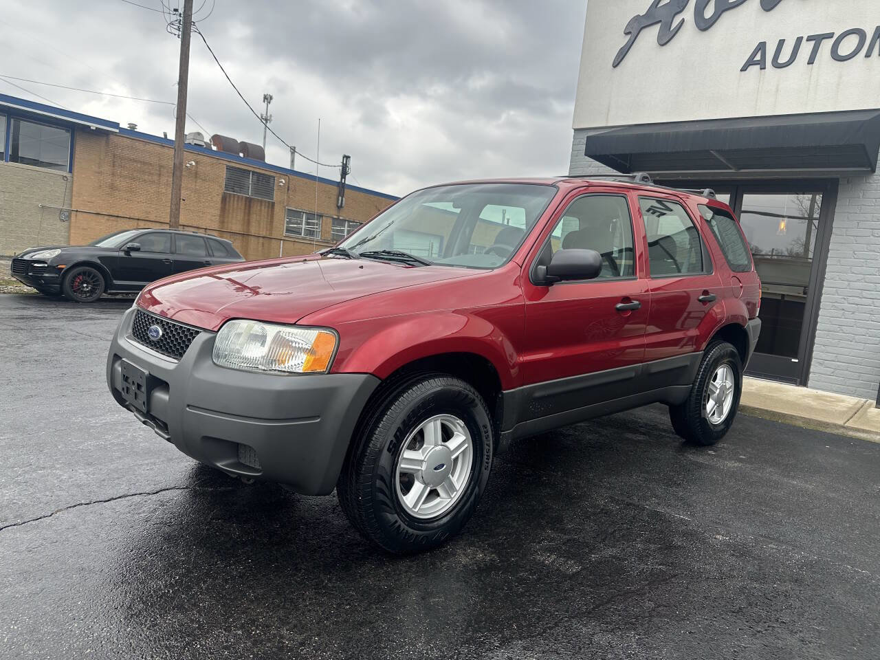 Used 2003 Ford Escape XLS image 1