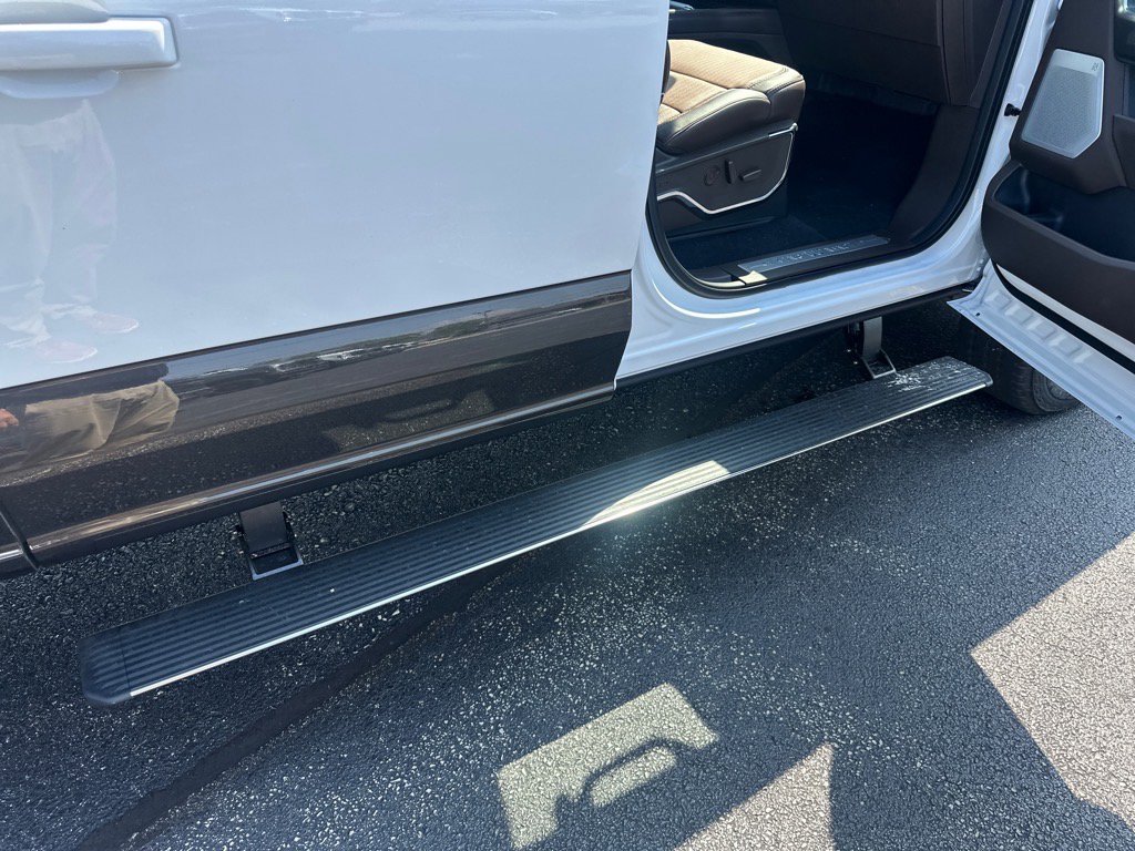 New 2025 Ford F250 King Ranch image 9