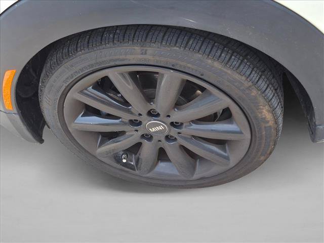 Used 2021 MINI Cooper 4-Door Hardtop FWD image 9