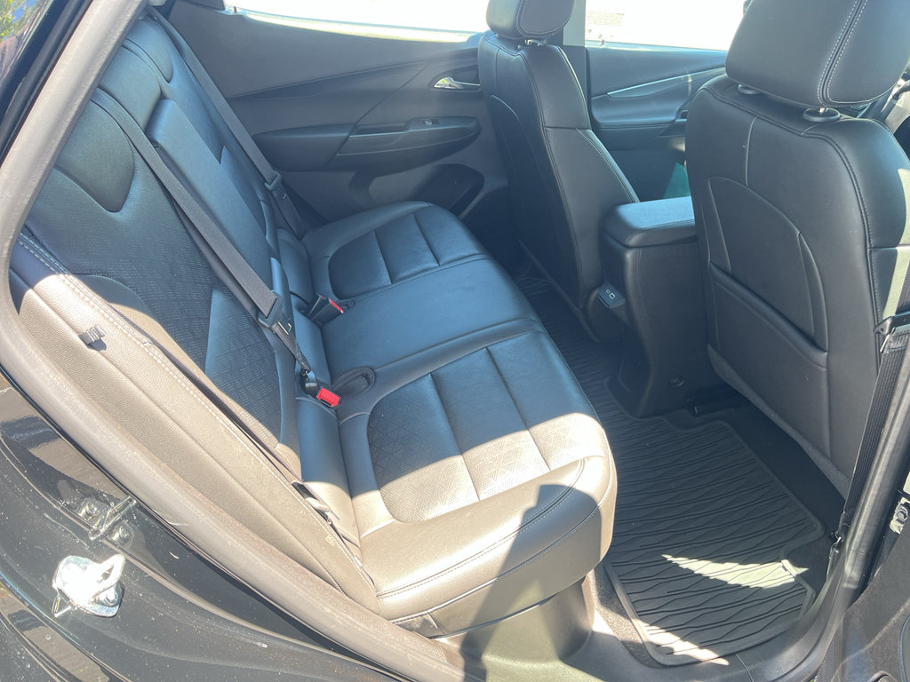 Used 2023 Chevrolet Bolt LT w/ Infotainment Package FWD image 25