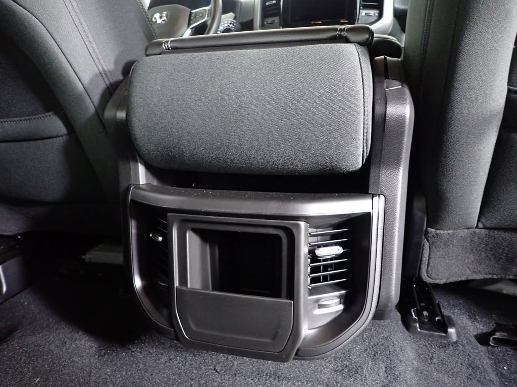 New 2026 RAM 1500 Warlock AWD/4WD image 33