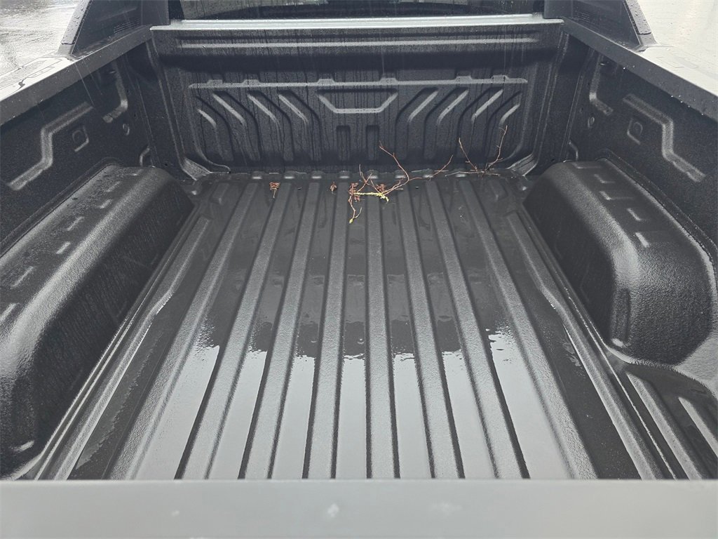 Used 2026 Chevrolet Silverado EV LT image 5