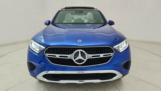 Used 2025 Mercedes-Benz GLC 350e 4MATIC image 13