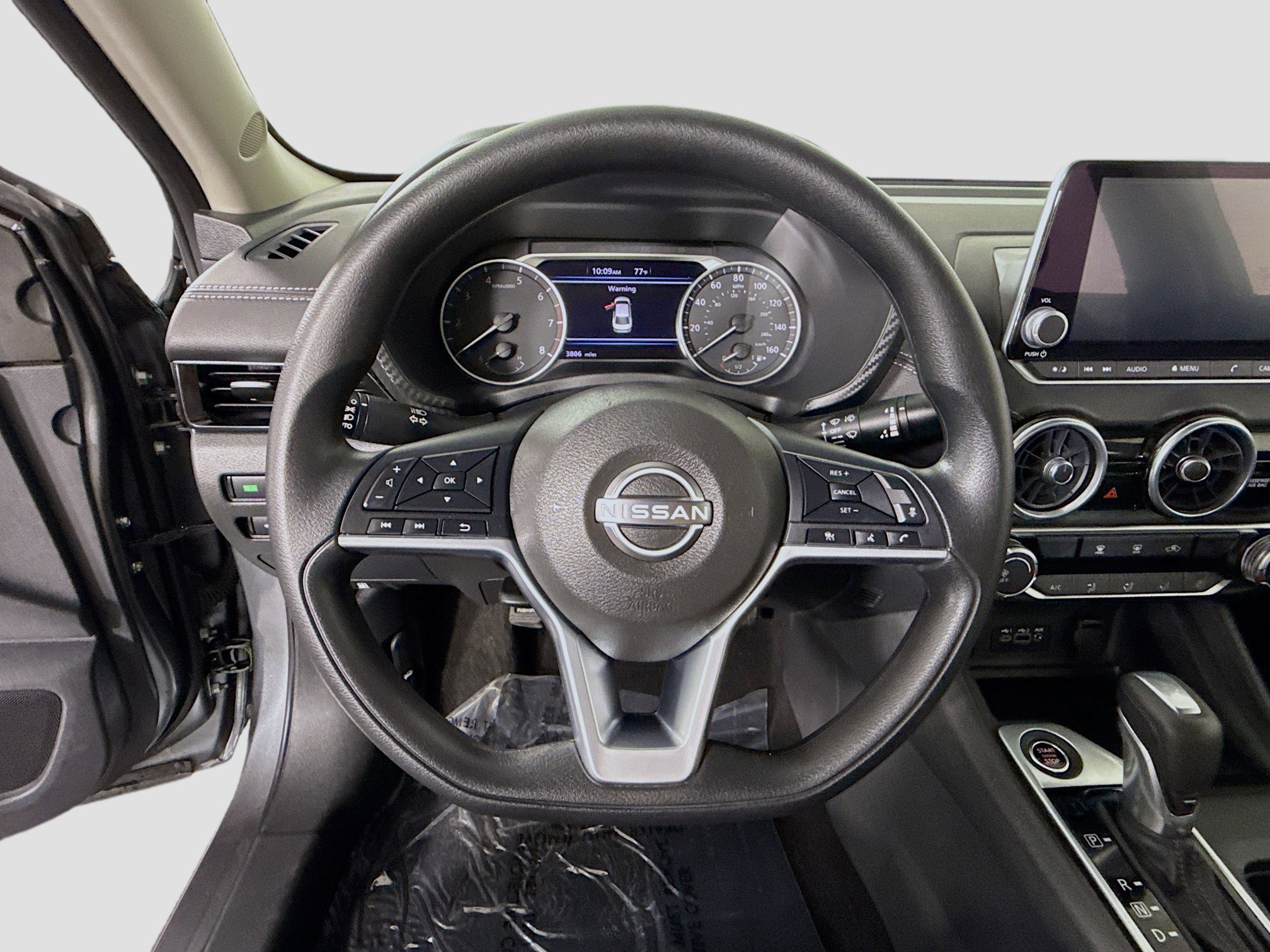 Used 2025 Nissan Sentra SV image 13