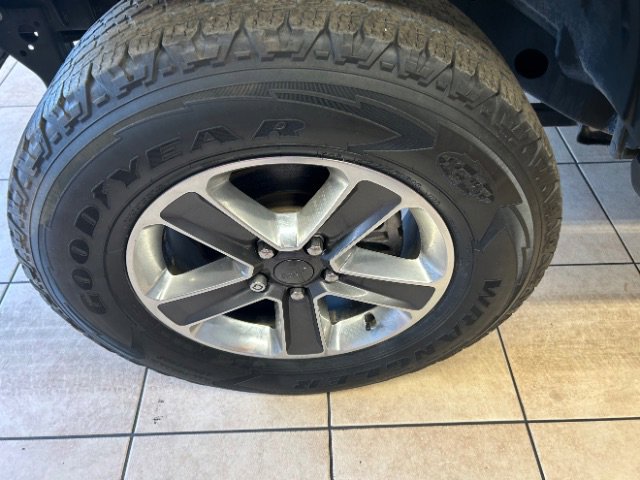 Used 2019 Jeep Wrangler Unlimited Sahara image 21