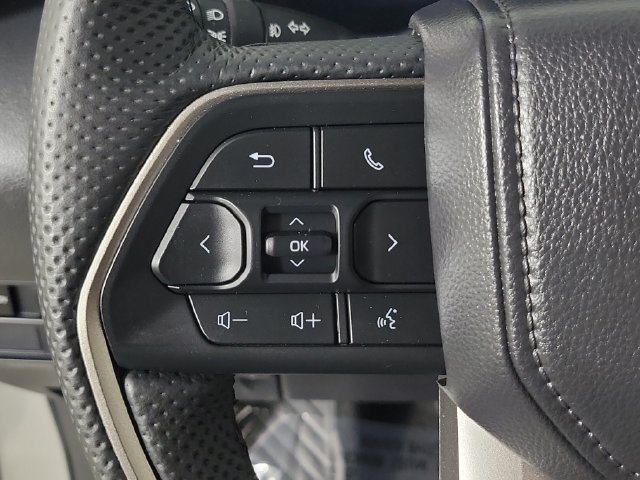 Used 2026 Toyota Tundra Limited AWD/4WD image 24