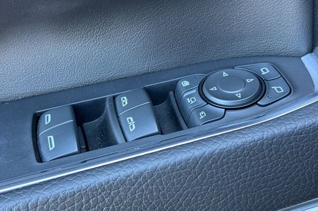 Used 2024 GMC Sierra 2500 Denali AWD/4WD image 12