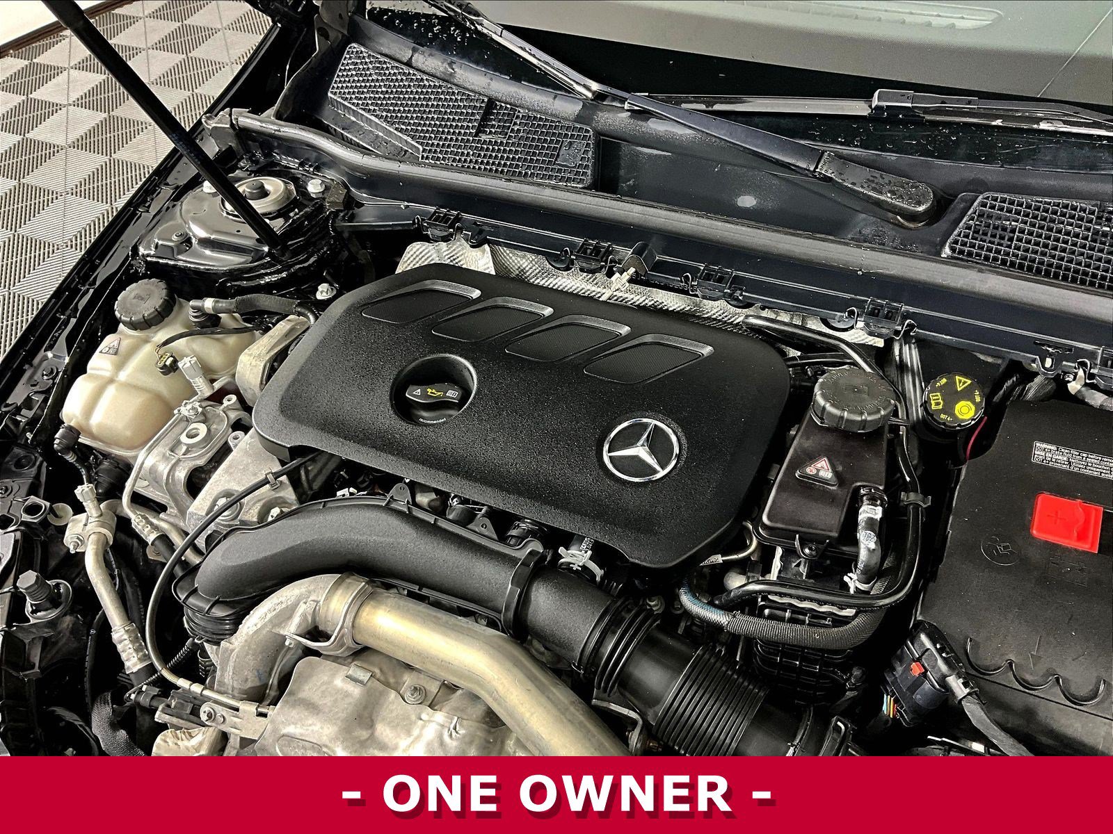 Used 2025 Mercedes-Benz CLA 250 4MATIC image 31