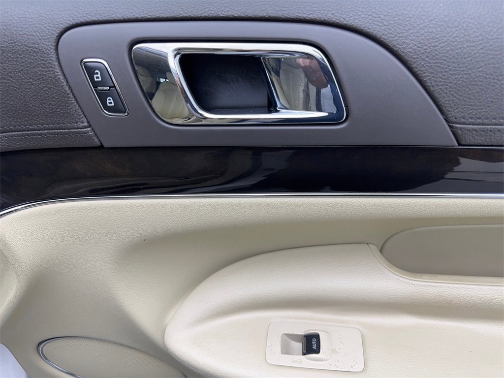 Used 2019 Lincoln MKT AWD image 53