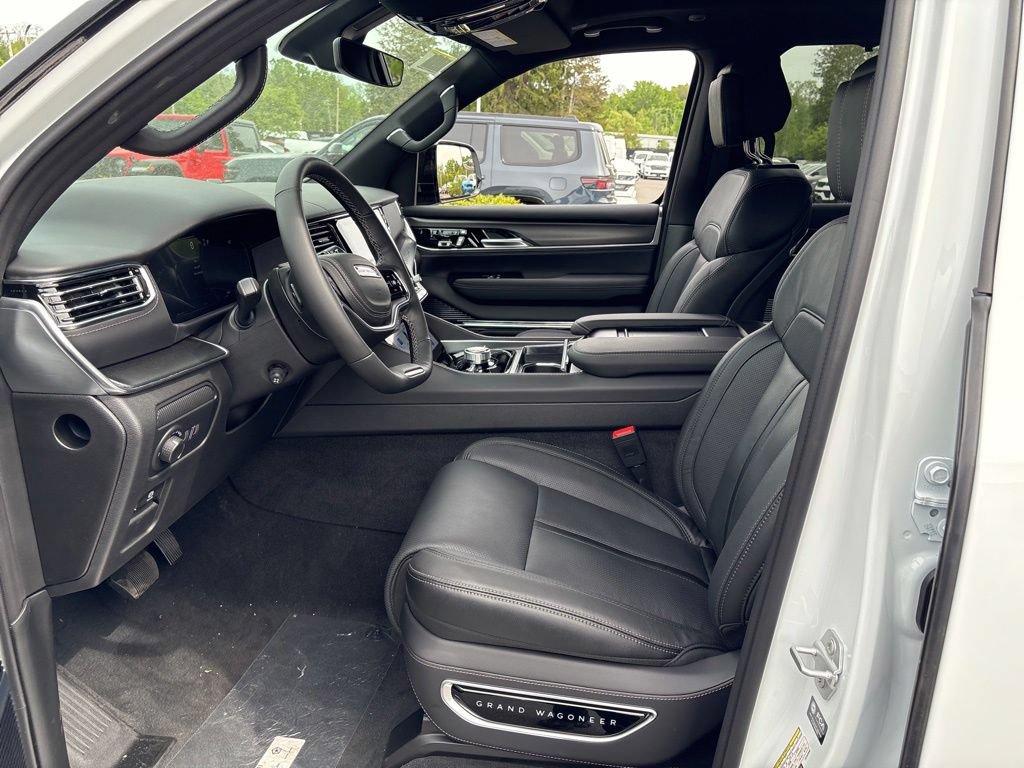 New 2026 Jeep Grand Wagoneer L Summit AWD/4WD image 12